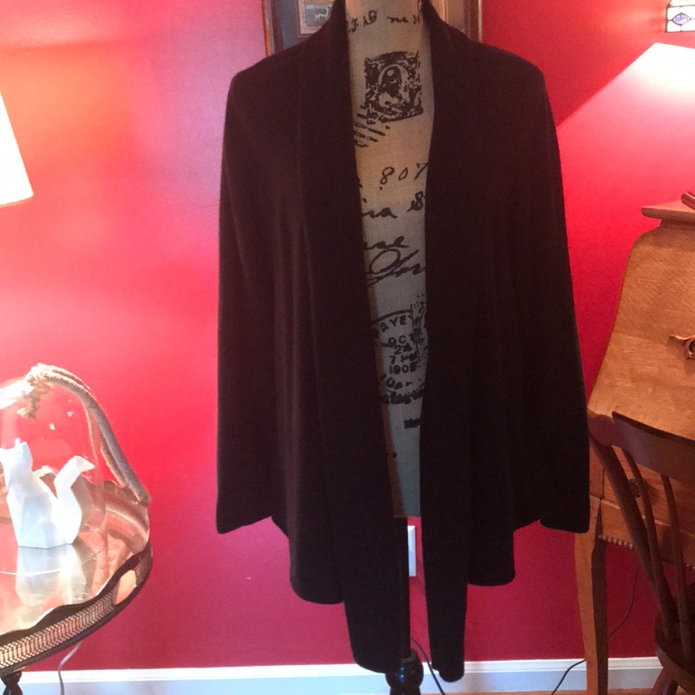 Spring & Mercer Black Sweater